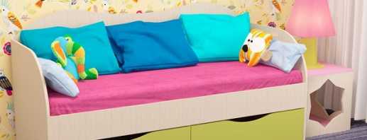 Ventajas de una cama infantil con cajones, variedades de diseños