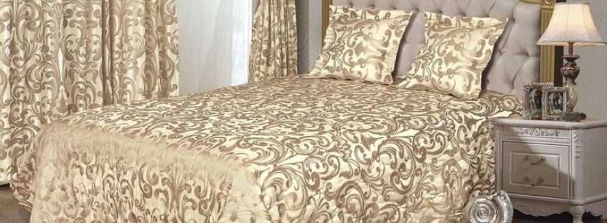 Los matices de elegir colchas para una cama doble, una combinación con el interior