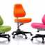 Variedades de sillas para estudiantes, los requisitos básicos para ellas.