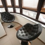 Fauteuil au balcon